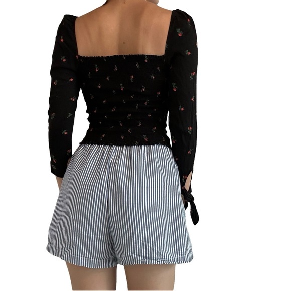 Reformation Blouse Top Floral Black Dainty Square Neck Feminine Size 6 Small - Picture 2 of 7